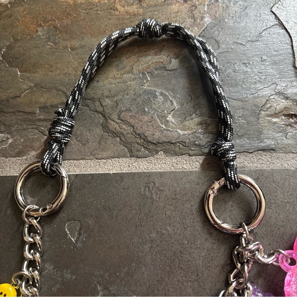 Steve Madden Bag Purse Charm Chain Dice Pink Heart Gummy Bears Smiley Faces NWOT - Picture 5 of 5